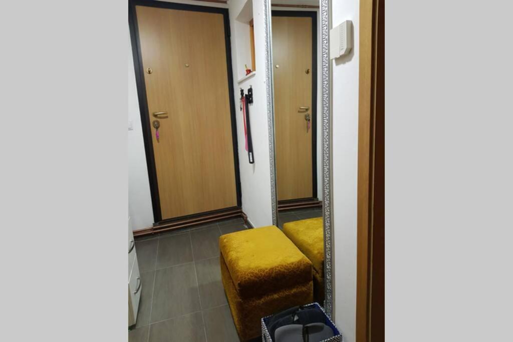 Apartman Sa Garazom I Internetom SJJ Eksteriør billede